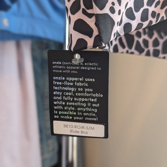 NWT Onzie Flo Ride Bra in Rose Giraffe - Activewear, Workout, Running Sports Bra - Picture 7 of 14